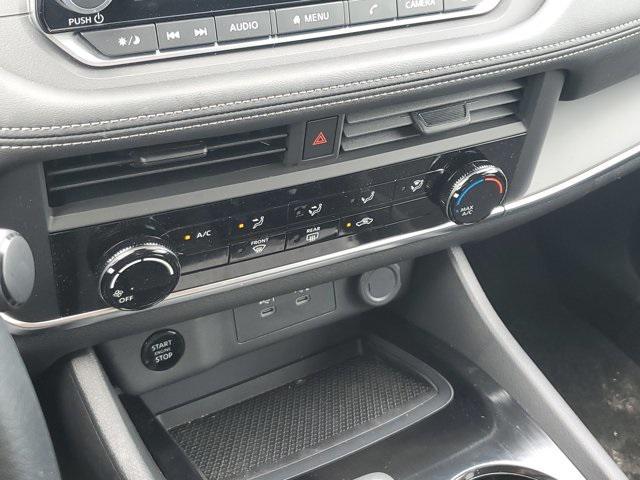 Photo of 2025 Scarlet Ember Tintcoat Nissan Rogue