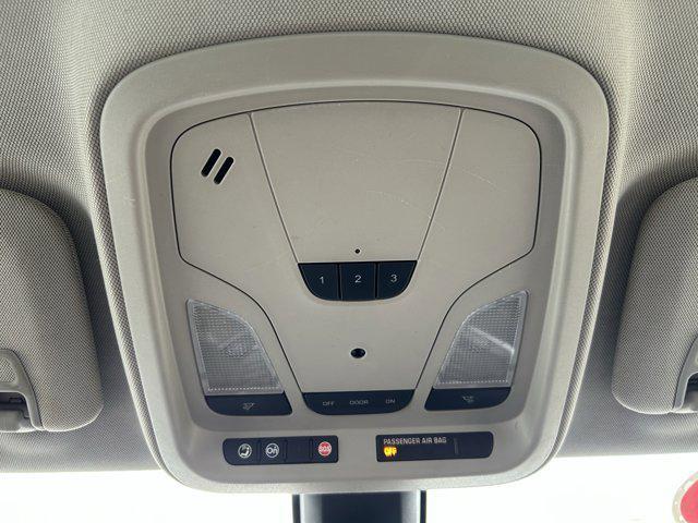 Photo of 2015 Silver Ice Metallic Chevrolet Impala