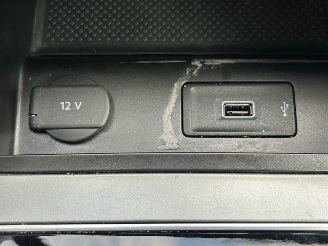 Photo of 2021 Platinum Gray Metallic Volkswagen Passat