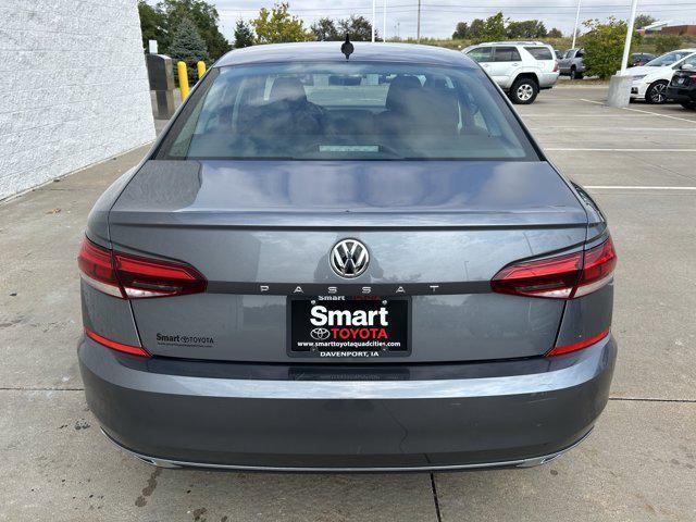 Photo of 2021 Platinum Gray Metallic Volkswagen Passat