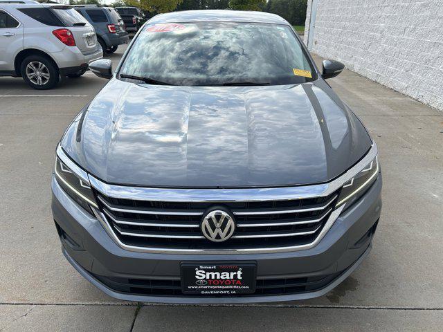Photo of 2021 Platinum Gray Metallic Volkswagen Passat