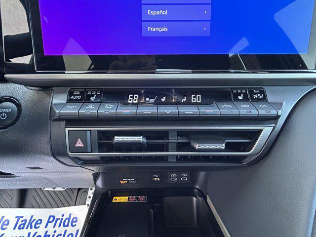 Photo of 2025 Midnight Black Metallic Toyota Camry