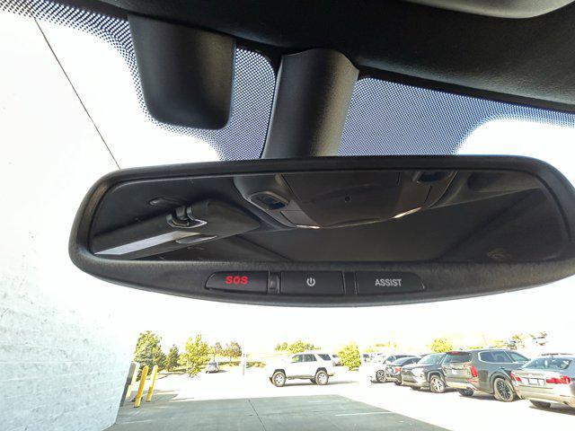 Photo of 2022 Fathom Blue Pearlcoat Chrysler Pacifica