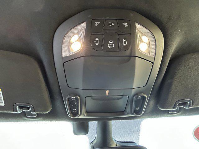 Photo of 2022 Fathom Blue Pearlcoat Chrysler Pacifica