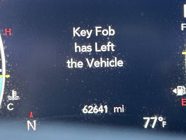 Photo of 2022 Fathom Blue Pearlcoat Chrysler Pacifica