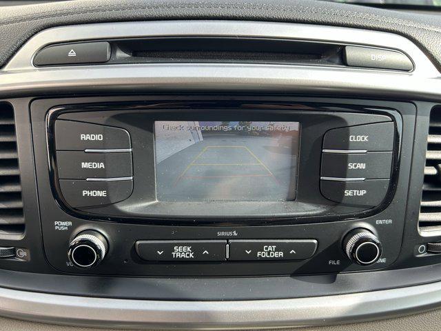 Photo of 2016 Sangria Kia Sorento