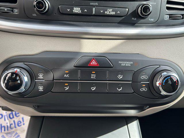 Photo of 2016 Sangria Kia Sorento