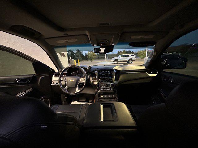 Photo of 2015 Black Chevrolet Suburban