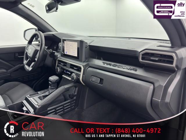 Photo of 2024 White Toyota Tacoma