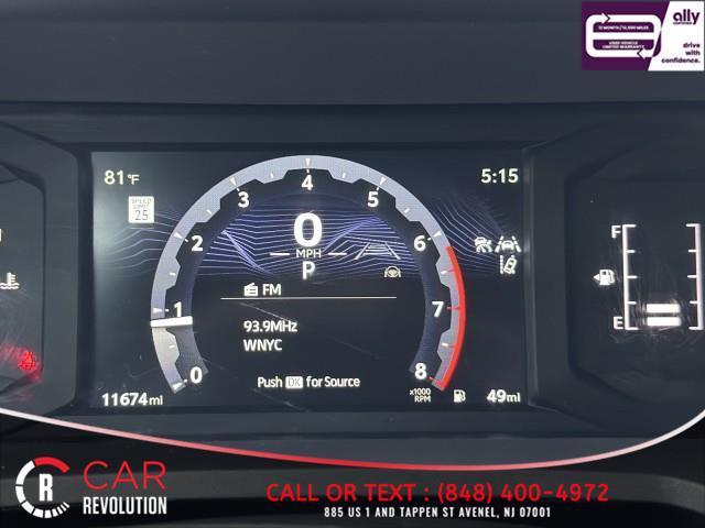 Photo of 2024 White Toyota Tacoma