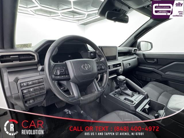 Photo of 2024 White Toyota Tacoma
