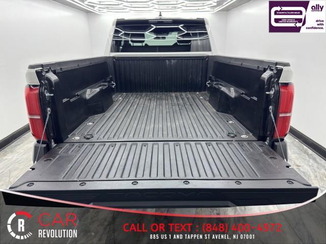 Photo of 2024 White Toyota Tacoma