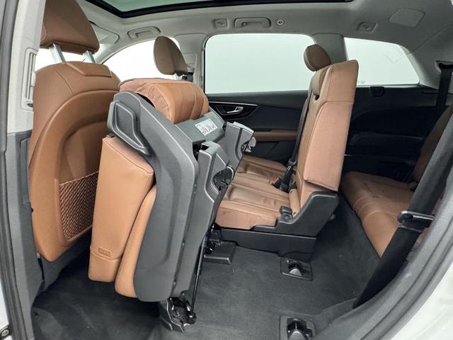 Photo of 2023 Carrara White Audi Q7