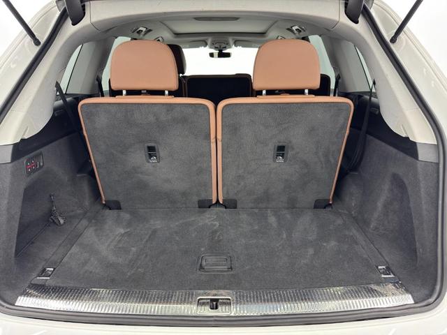 Photo of 2023 Carrara White Audi Q7