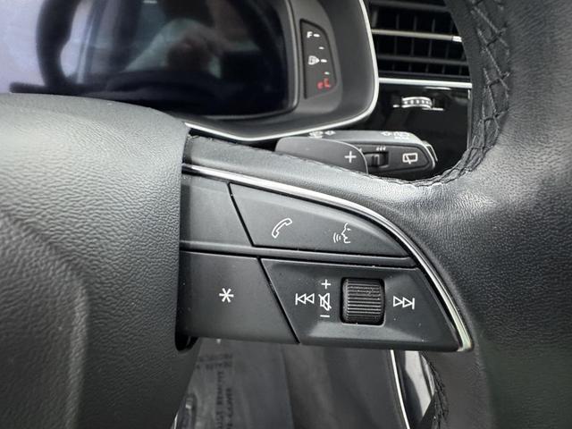 Photo of 2023 Carrara White Audi Q7