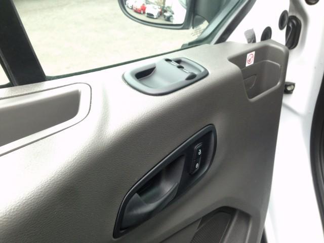 Photo of 2020 Oxford White Ford Transit-250