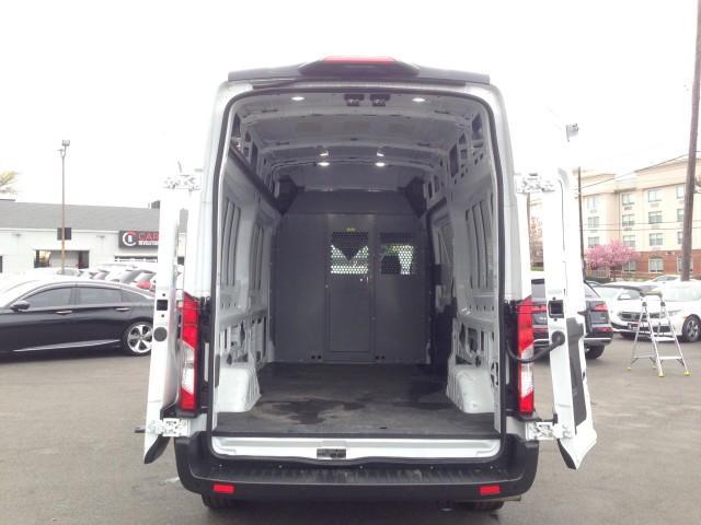 Photo of 2020 Oxford White Ford Transit-250