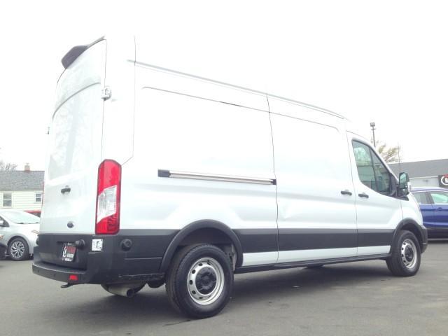 Photo of 2020 Oxford White Ford Transit-250
