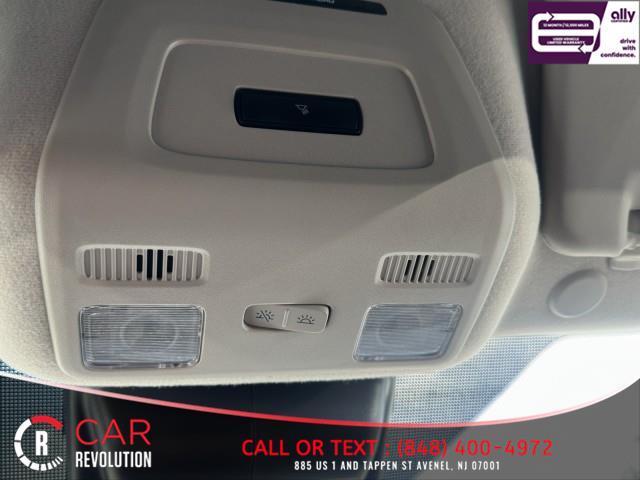Photo of 2022 White Ford Transit-250