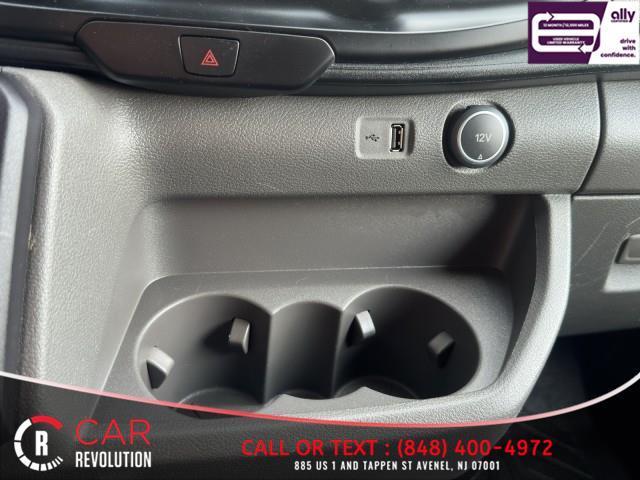Photo of 2022 White Ford Transit-250