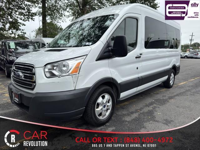 Photo of 2018 White Ford Transit-350