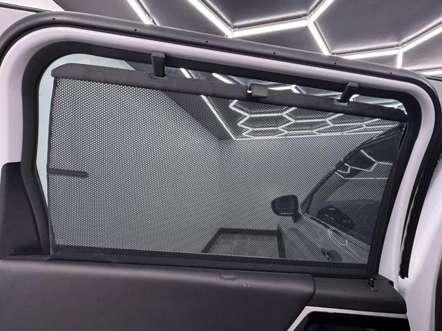 Photo of 2023 White Diamond Mitsubishi Outlander