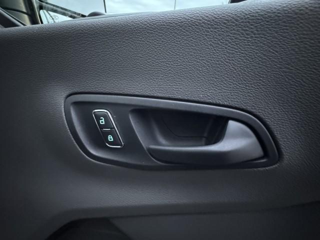 Photo of 2022 Oxford White Ford Transit-350