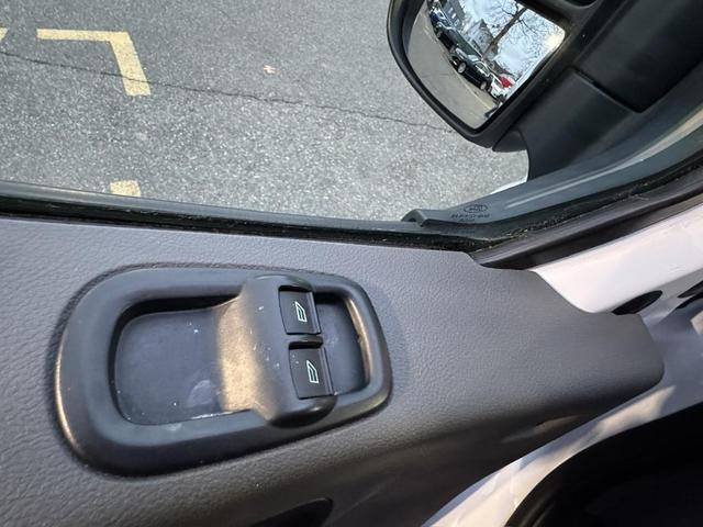 Photo of 2022 Oxford White Ford Transit-350