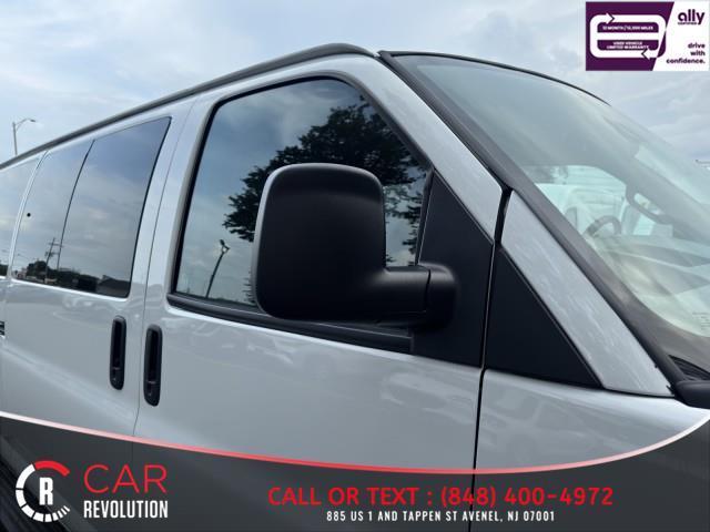 Photo of 2022 White Chevrolet Express 3500