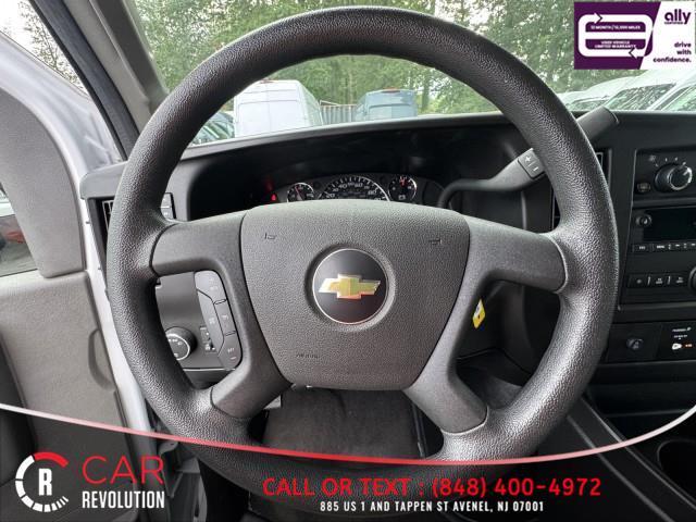 Photo of 2022 White Chevrolet Express 3500