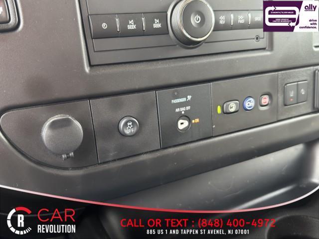 Photo of 2022 White Chevrolet Express 3500