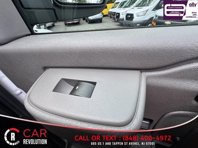 Photo of 2022 White Chevrolet Express 3500