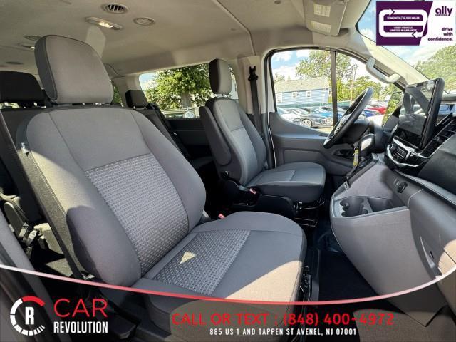 Photo of 2024 White Ford Transit-350