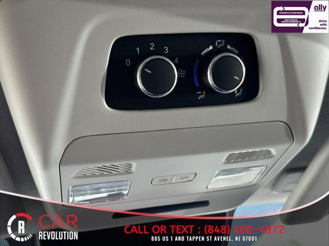 Photo of 2024 White Ford Transit-350