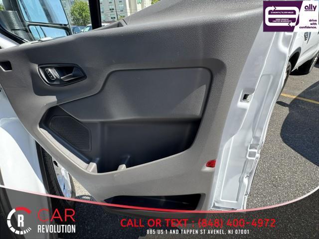 Photo of 2024 White Ford Transit-350