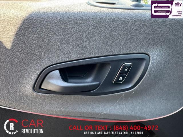 Photo of 2024 White Ford Transit-350