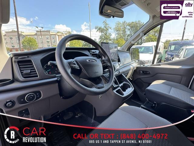 Photo of 2024 White Ford Transit-350