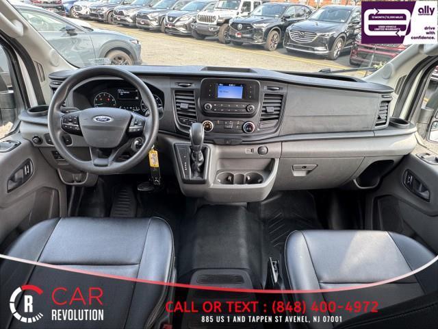 Photo of 2024 White Ford Transit-350