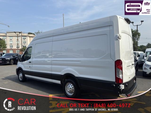 Photo of 2024 White Ford Transit-350