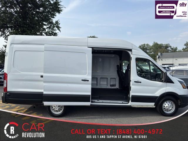 Photo of 2024 White Ford Transit-350