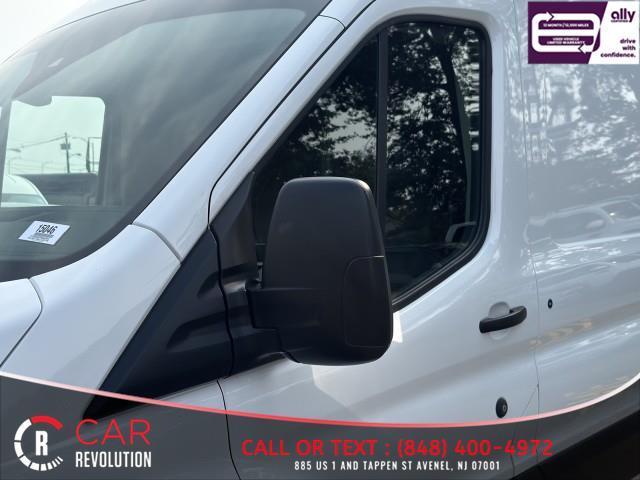 Photo of 2024 White Ford Transit-350