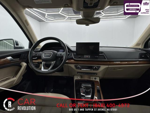 Photo of 2023 Ibis White Audi Q5