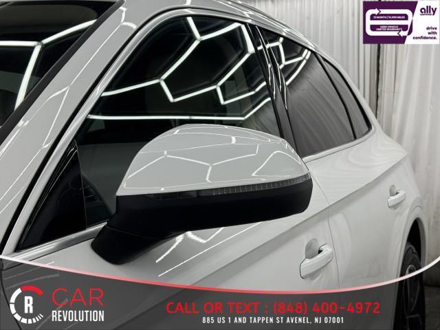 Photo of 2023 Ibis White Audi Q5
