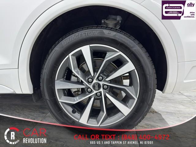 Photo of 2023 Ibis White Audi Q5