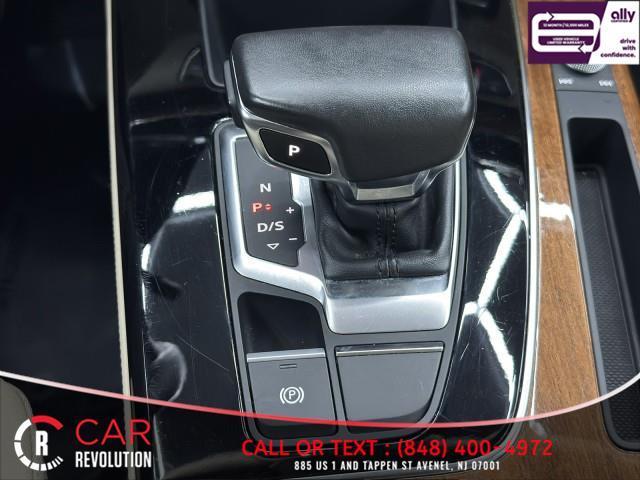 Photo of 2023 Ibis White Audi Q5