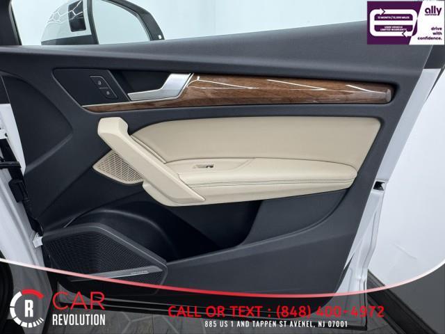 Photo of 2023 Ibis White Audi Q5