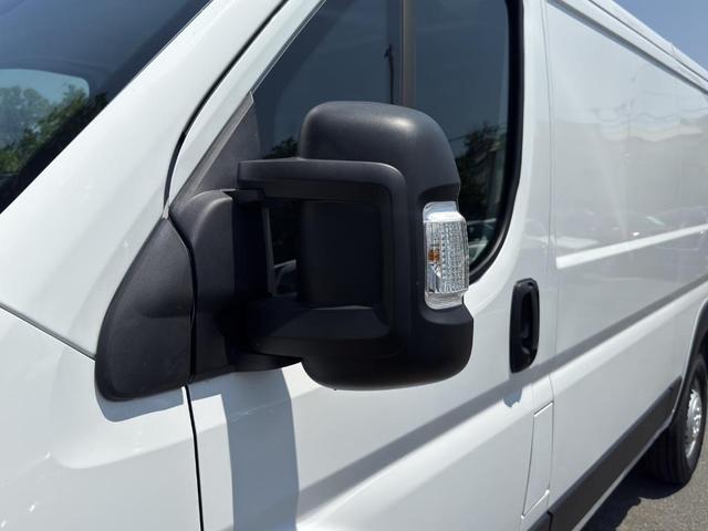 Photo of 2025 Bright White Clearcoat RAM ProMaster 2500
