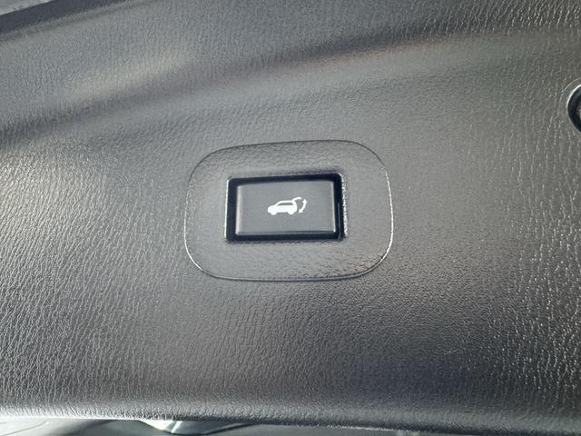 Photo of 2021 Black Obsidian INFINITI QX80