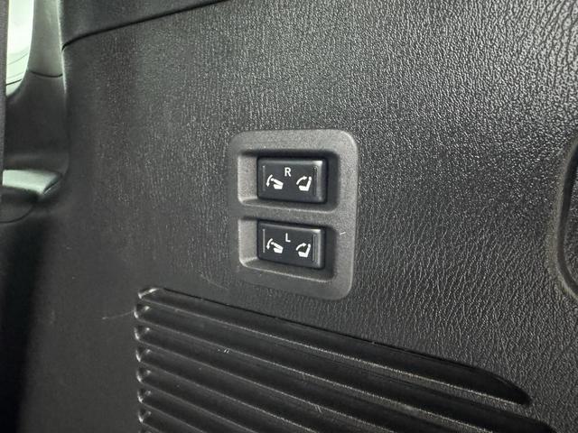 Photo of 2021 Black Obsidian INFINITI QX80
