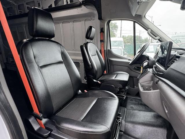 Photo of 2023 Oxford White Ford Transit-350